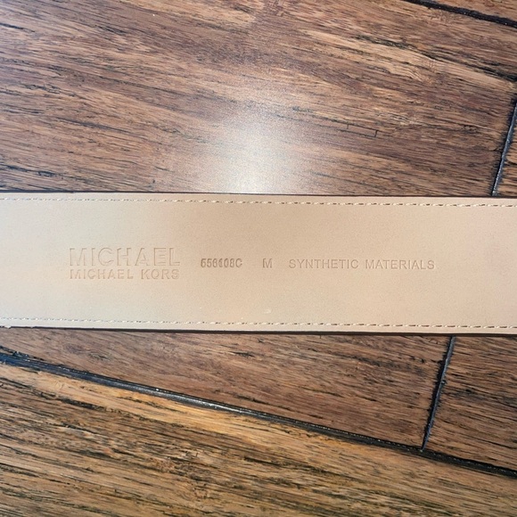 Gray Michael Kors Wide logo belt monogram leather belt - Picture 16 of 16